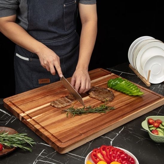 planche a decouper acacia couteau