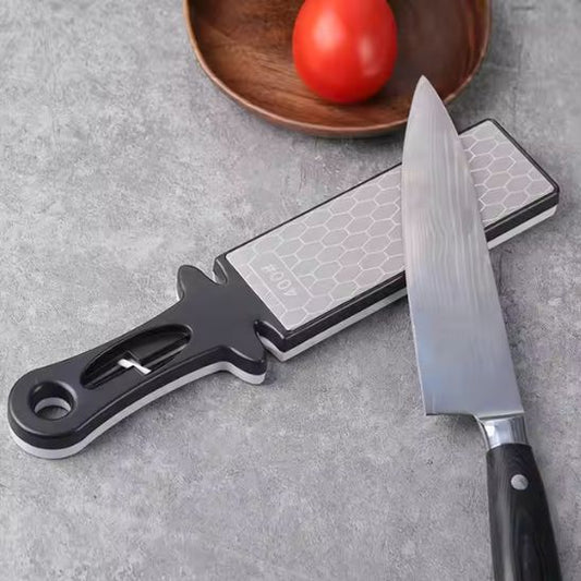 Aiguiseur couteau - Ça mijote dans la cocotte