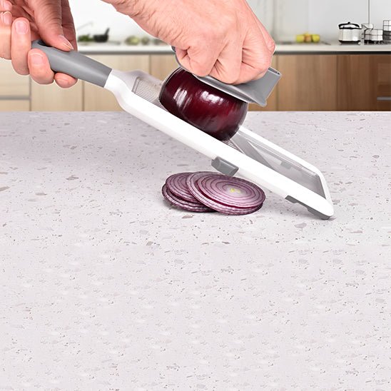 Mandoline cuisine oignon tranche